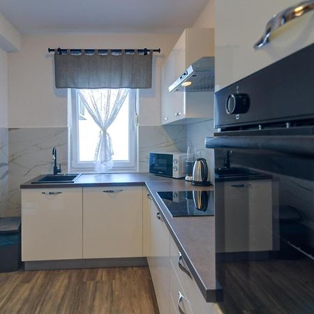 Ivan Apartman سينج المظهر الخارجي الصورة